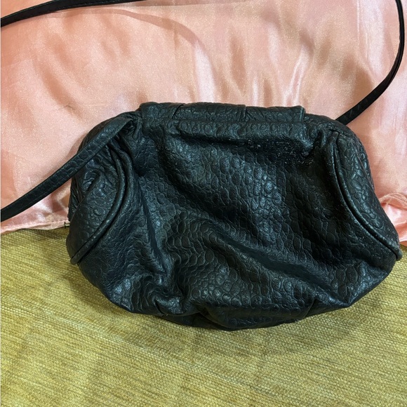 Leather Elegant Black&Brown Women's crossbody Magnetic Closure,1 Zipper inside - Picture 4 of 4